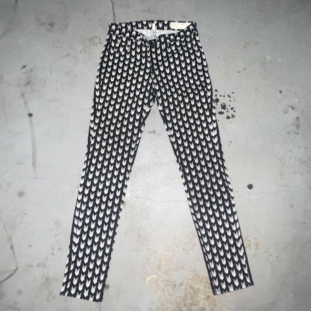 RAG & BONE WOMEN’S ARROW  PRINT STRAIGHT LEG JEANS, SIZE US 26, BLACK/WH…